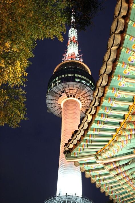 Seoul Aesthetic, Seoul Tower, Namsan Tower, Seoul Korea Travel, Korea Aesthetic, Tower City, Visit Seoul, Asian Photography, Korea Wallpaper