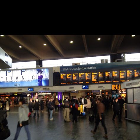 London Euston Station / March 2012 London Euston Station, Euston Station London, Euston Station, London Vacation, London Tube, London Summer, Train Stations, Miscellaneous Items, Train Station