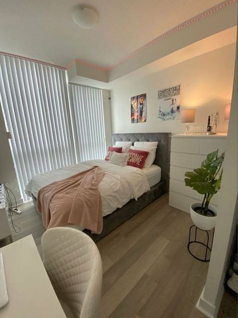 #follow #bedroomdecor #bedroom #home #homedecorideas #homedecor #lifestyle #blogging #blog #blogger Aesthetic Bedroom With Tv, Aesthetic Bedroom Inspo Minimalist, Simple Teen Bedroom, Room Decor Bedroom Minimalist, Room Ideas Simple, Cuartos Aesthetic, Home Decor Ideas Kitchen, Home Decor Apartment, Decor Ideas Kitchen