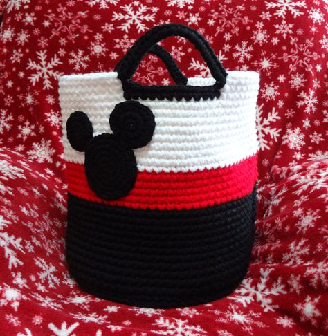 Disney Crochet Bag, Crochet Mickey Mouse, Disney Crochet Patterns, Mickey Silhouette, Crochet Disney, Basket Style, Crochet Baby Boy, Crochet Shawls And Wraps, Crochet Patterns Free Blanket