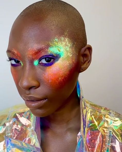 Neon Uv Makeup, Uv Makeup Ideas, Avant Garde Makeup Creative, Neon Party Makeup, Neon Editorial, Camp Makeup, Neon Makeup Ideas, Graffiti Makeup, Neon Makeup Looks