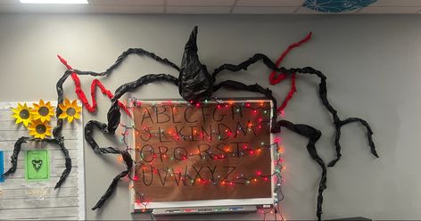 Bring a little mindfulness to your classroom with this Stranger Things bulletin board reminding students to BE KIND. The message is hidden inside the alphabet, with the Mind Flayer glaring over it. #strangerthings #mindflayer #shadowmonster #classroomdecorideas #halloweenideas Stranger Things Bulletin Board, Stranger Things Mind Flayer, The Mind Flayer, Halloween Classroom Door, Stranger Things Theme, Bulletin Borders, Calm Corner, Shadow Monster, School Prep