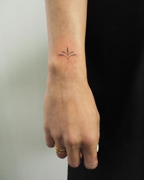 Top Wrist Tattoos For Women, Yoga Tattoos For Women, Top Of Wrist Tattoos, Small Hidden Tattoos, Yoga Tattoos, Father Tattoos, Petit Tattoo, Hidden Tattoos, Hand Poked Tattoo