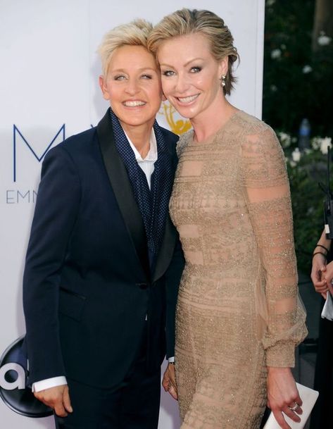 Portia De Rossi, Les Couples, Ellen Degeneres, Oprah Winfrey, Elton John, Coming Out, Marc Jacobs, Suit Jacket, Romance