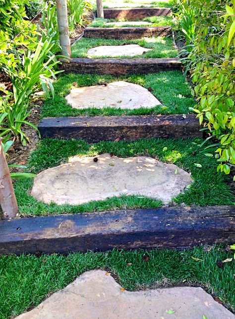 Good choice for a grassy slippery slope. Flagstone steppers with railroad tie risers Slope Steps, Steps On A Slope, Railroad Ties Landscaping, Flagstone Steps, Railroad Tie, Railroad Ties, Sloped Yard, Back Steps, Rail Road