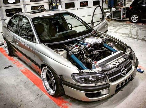 Opel Omega, Corsa Classic, Car Projects, Sports Sedan, Awesome Cars, Cars And Bikes, Jdm, Cars And Motorcycles, Bmw Car