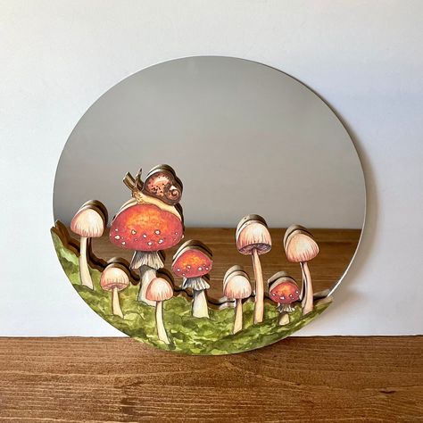 Mirror Watercolor, Mushroom Mirror, Snail Mushroom, Painted Mirror Art, Jewelry Booth, Recycled Paper Crafts, Core Decor, Mushroom Paint, Cottage Core Decor