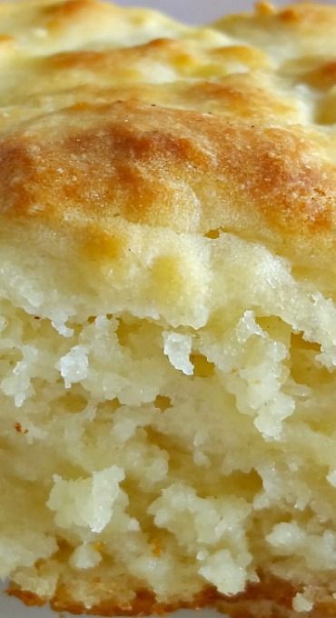 Biscuits Butter, Butter Biscuits Recipe, Homemade Biscuits Recipe, Butter Biscuits, Biscuit Bread, Low Carb Meal, Biscuit Rolls, Homemade Biscuits, Bread Machine Recipes