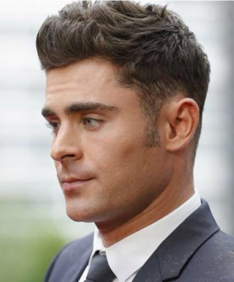 Chris Pine Hair, Boys Haircuts Long, Zac Efron Hair, Male Face Shapes, Zac Efron Pictures, Zac Efron Vanessa Hudgens, Versatile Haircut, Weird Haircuts, Crew Cut Haircut