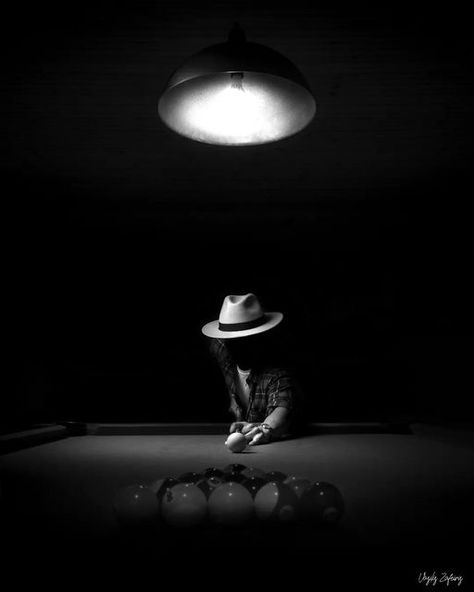 Billiard Wallpaper, Billiard Photography, Billiards Aesthetic, Cue Sports, Unique Wallpapers, Christmas Lights Outside, Dark Girl, Sports Aesthetic, Black And White Photos