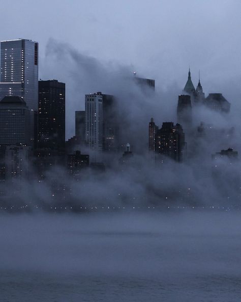 #fog #freezing #mist #water #atmosphere #sky #morning #sea #archillect Violet Aesthetic, Nature Architecture, Foto Art, Concrete Jungle, Aesthetic Colors, Jolie Photo, Purple Aesthetic, City Skyline, Blue Aesthetic