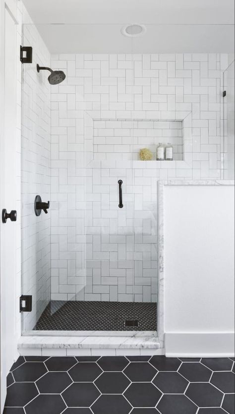 Best Bathrooms by Joanna Gaines; Fixer upper's top bathroom renovations by Joanna and chip Gaines! These rustic, country with hints of modern perfection bathrooms are everythin|| White Subway tile shower g #joannagaines #bathroom #bathrooms #renovations - Nikki's Plate White Subway Tile Shower, Black And White Tile, Subway Tile Showers, Bilik Air, Tile Remodel, Bad Inspiration, Bathroom Shower Tile, Bathroom Remodel Shower, Bathroom Top