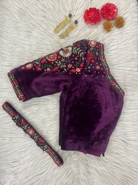 Velvet Blouse Work Designs, Purple Velvet Blouse, Back Open Blouse, Lengha Blouse, Embroidered Blouses, Open Blouse, Latest Blouse Designs Pattern, Pearl Work, Net Blouses