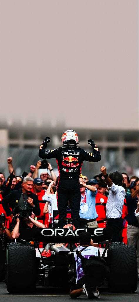 Formula One Max Verstappen, Formula 1 Mercedes Wallpaper, Max Verstappen Wallpaper, Formula 1 Iphone Wallpaper, Bulls Wallpaper, F1 Wallpapers, Mercedes Wallpaper, F1 Wallpaper, Red Bull F1