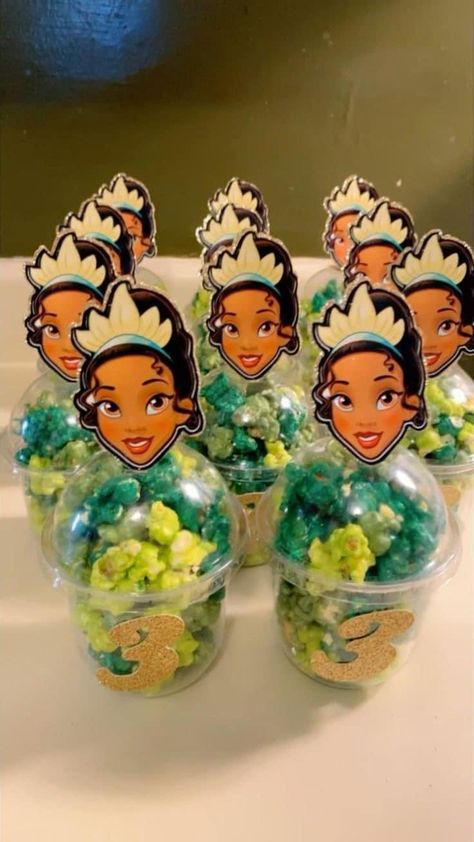 Princess Tiana Party, Princess Tiana Birthday Party, Tiana Birthday Party, Frog Baby Showers, Frog Birthday Party, Popcorn Cups, 2nd Birthday Party For Girl, Princesa Tiana, Frog Theme