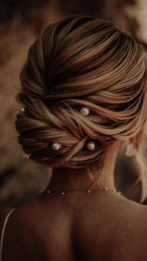 Low Bun Wedding Hair, Bride Hairstyles Updo, Hair Styles Braids, Wedding Bun Hairstyles, Wedding Hair Up, Styles Braids, Bridal Hair Buns, Bridal Hair Updo, Wedding Hair Inspiration