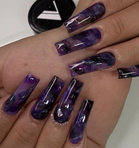 Black And Purple Nails, Dark Purple Nails, Violet Nails, Witchy Nails, Purple Acrylic Nails, Black Acrylic Nails, Punk Nails, Formal Nails, Purple Nail Designs