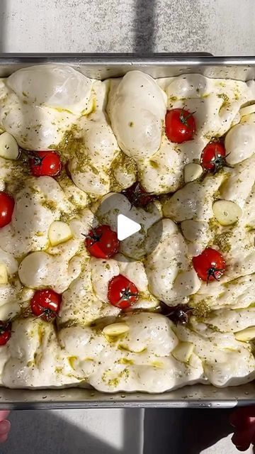 Facottia Bread, Focaccia Dip, Faccocia Bread Recipe, Quick Focaccia Bread Recipe, No Knead Foccacia Bread, Foccacia Bread Recipes, Focaccia Bread Art, Make Focaccia, Focaccia Art