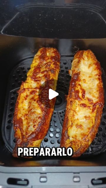 Lola Aranguren on Instagram: "A quien no le gusta el plátano maduro? 🥰

#platanos #platanosmaduros #recetasfaciles #recetas #comidacasera #parati #fyp" Platanos Maduros Recipe, Colombia Food, Fryer Machine, Plantain Recipes, Airfryer Recipes, Air Fryer Recipes Easy, Love Eat, June 15, Air Fryer Recipes