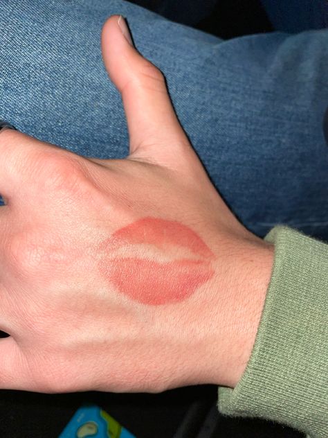 Lipstick Marks On Boyfriend, Couple Snap, Short Couples, Lipstick Mark, Bff Photography, Kiss Mark, Bf Love, Birthday Quotes For Me, Snap Streak Ideas Easy