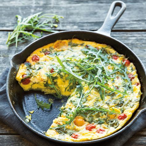 Garden Vegetable Meals, Arugula Egg Breakfast, Frittata With Cottage Cheese, Christmas Frittata, Arugula Quiche, Arugula Frittata, Eggs Substitute, Healthy Brunch Ideas, Goat Cheese Frittata