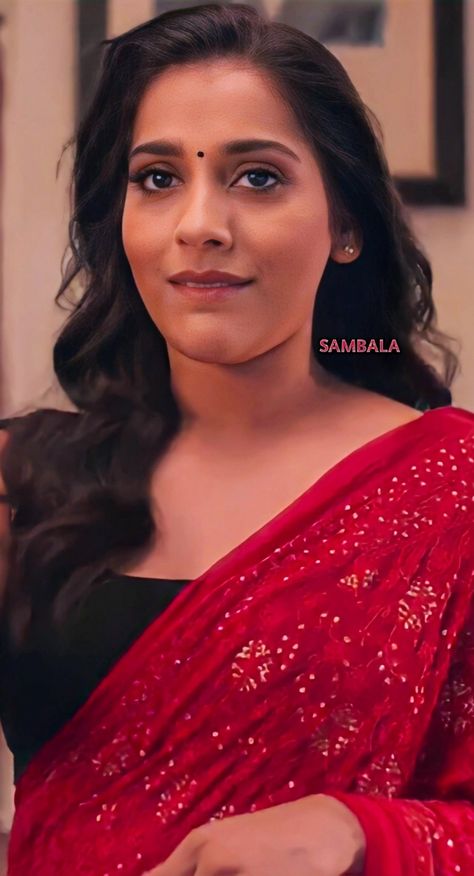 Rashmi Gautam Hot, Rashmi Gautam, Dirty Jokes Funny, Indian Actors, Face Images, Jokes Funny, Actress Pics, Food Snapchat, Indian Beauty Saree