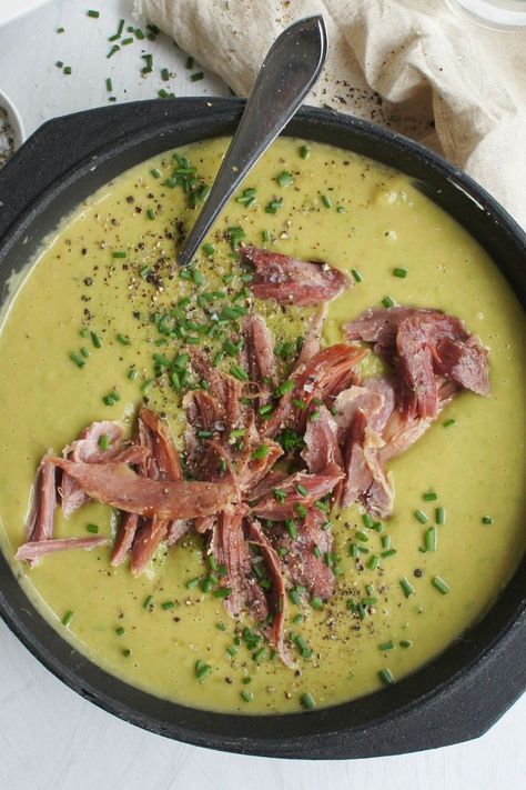 Ham Hock Recipes Soup, Pea Ham Soup Recipes, Creamy Pea Soup, Pea And Ham Soup Recipe, Ham Soup Recipes Crockpot, Soup With Ham Hock, Ham And Pea Soup, Split Pea Ham Soup, Ham Hock Soup