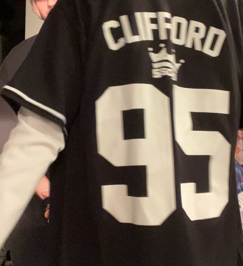 5 seconds of summer 5sos michael clifford jersey 5sos Michael Clifford, 5sos Songs, 5sos Michael, 5sos Pictures, Michael Gordon, Five Seconds Of Summer, Girl Dad, Michael Clifford, Lonely Heart