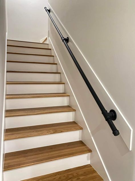 Stairs Wall Railing, Indoor Stair Handrail Ideas, Hallway Handrail Ideas, Staircase No Railing, Stairway Handrail Ideas, Railing For Narrow Staircase, Basement Handrail Ideas, Farmhouse Stair Railing On Wall, Farmhouse Handrails For Stairs