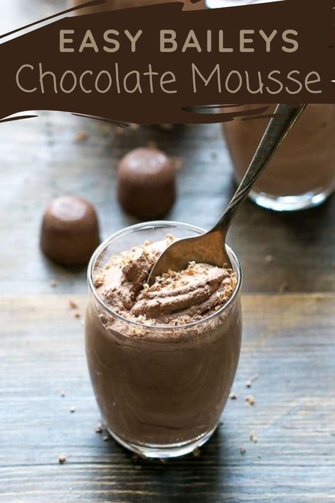 Easy Baileys Chocolate Mousse, Desserts Made With Bailey's Irish Cream, Baileys Deserts Recipes, Baileys Mousse Recipes, Baileys Chocolate Liquor, Baileys Coffee Recipes, Bailey Drinks, Baileys Chocolate Mousse Recipe, Bailey's Recipes