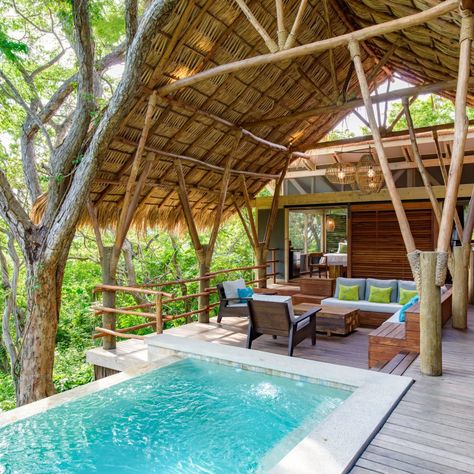 7 Gorgeous Overwater Bungalow Resorts Near the U.S. | Jetsetter Cliff Villa, Lake Nicaragua, Bungalow Resorts, Eco Homes, Caribbean Vacation, Overwater Bungalows, Honeymoon Ideas, Tropical House, Luxury Boutique Hotel