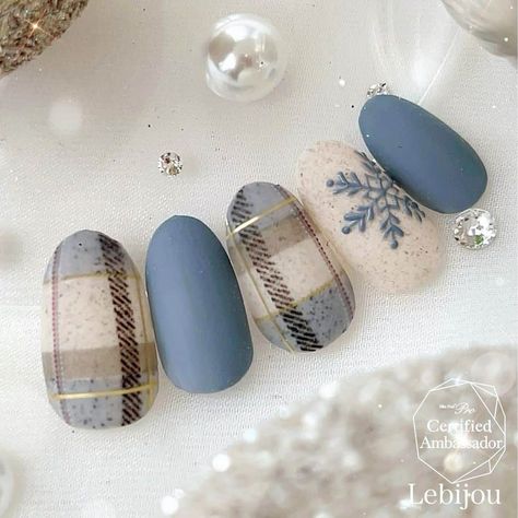 Mani Designs, Cute Winter Nails, Nail Noel, Blue Christmas Nails, Boho Nails, Fake Nails Designs, Hello Nails, Plaid Nails, Beauty Nails Design