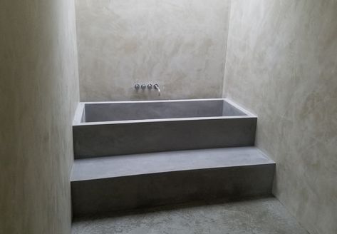 Diy Concrete Bathtub, Concrete Cabinets, Custom Bathtub, Concrete Bathtub, Concrete Shower, Concrete Bath, Bathroom Balcony, Luxurious Bathtubs, Bathroom Design Small Modern