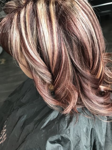 Three color tone hair by Dali Boho Hair Wrap, Color Highlights, Boho Hair, Haircut And Color, Tone Hair, Favorite Hairstyles, Colored Highlights, Beauty Eyes, New Haircuts