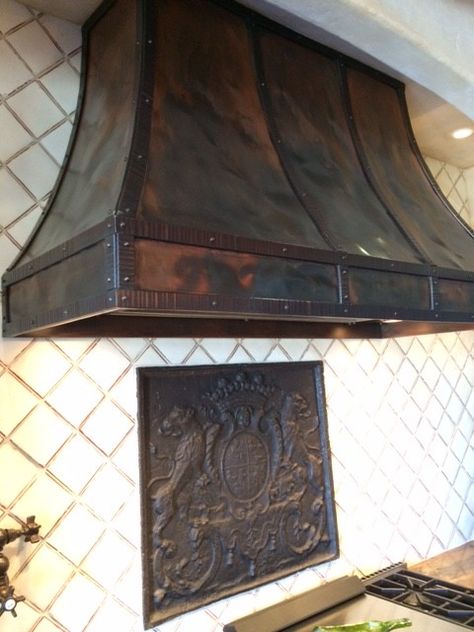 Copper Hood Vent, Copper Kitchen Hood, Kitchen Hood Ideas, Custom Vent Hoods, Kitchen Hood Design, Copper Hood, Hood Ideas, Copper Range Hood, Kitchen Hood