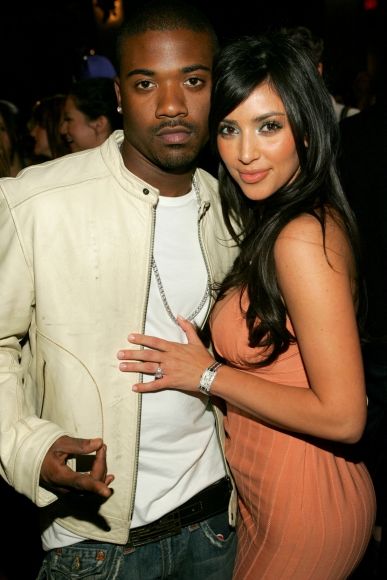 Kim Kardashian Ray J, Kim Kardashian Engagement Ring, Famous Celebrity Couples, Ray J, Robert Kardashian, Kardashian Family, The Simple Life, Fashion Idol, Kim Kardashian Style