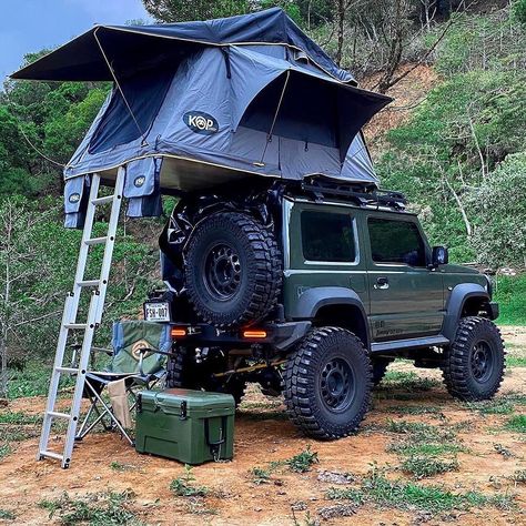 AARMED survival on Instagram: “Very cool little Suzuki with a rooftop tent, looks like a great little overlander. ⛺️   #Suzuki #jimny #samurai #suzukisamurai #offroad…” Suzuki Jimny Off Road, Suzuki Vitara 4x4, Suzuki Jimmy, Camping 4x4, Jimny 4x4, Jimny Suzuki, Rooftop Tent, Jeep Camping, Adventure Car