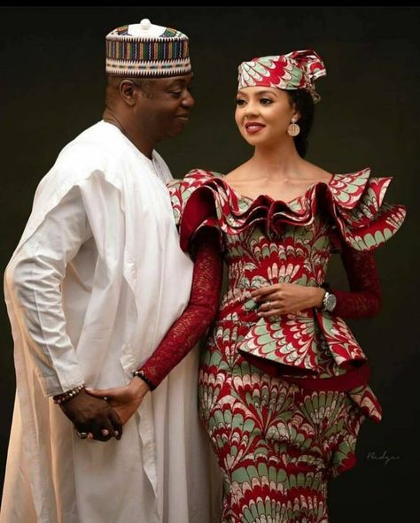 Northern Wedding, Couples African Outfits, African Wedding Attire, African Bride, Wedding Portrait Poses, Pre Wedding Poses, Multicultural Wedding, African Traditional Dresses, Effortlessly Chic Outfits