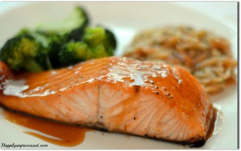 Dinner idea for Lent ~ Bobby Flay's Salmon with Brown Sugar and Mustard Glaze.  Pair it with some orzo or brown rice and broccoli.  Healthy and delicious.  Bathing suit season is coming!!! Broccoli Healthy, Brown Sugar Glazed Salmon, Bobby Flay Recipes, Salmon Soy Sauce, Mustard Salmon, Sugar Glaze, Baked Salmon Recipes, Bobby Flay, Glazed Salmon