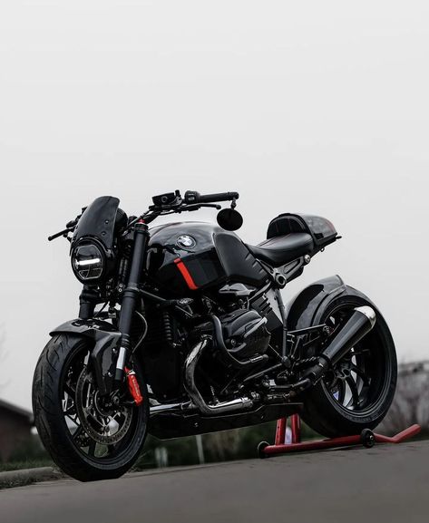 Bmw Roadster, Bmw Rninet, Bmw R9t, Custom Bikes Cafe Racers, Yamaha Cafe Racer, Best Motorbike, Bike Bmw, Touring Motorcycles, Custom Street Bikes