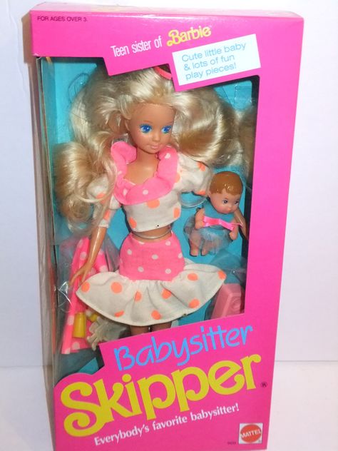 Babysitter Skipper - 1991 Have this one! Barbie 80s, Barbie 90s, Baby Barbie, Barbie Sisters, Teen Fun, Doll Case, Skipper Doll, Barbie Skipper, Vintage Barbie Dolls