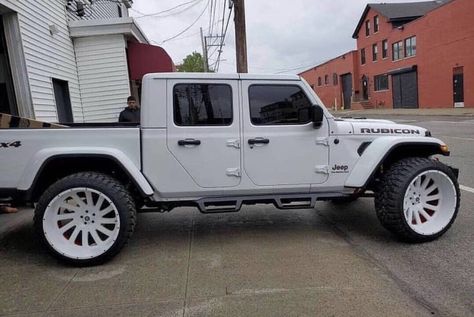 Jeep Gladiator Custom, Ford Ranger Modified, Jeep Wrangler Pickup, Wrangler Pickup, Cars For Girls, Lifted Jeeps, Big Cars, Single Cab Trucks, Badass Jeep