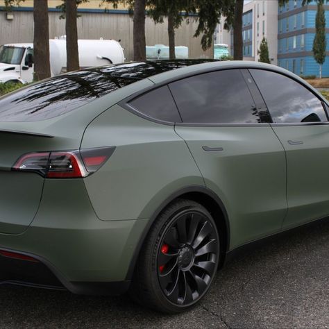 Fully wrapped Tesla Model Y with 3M-2080 Matte Military Green. Matte Tesla Model Y, Car Colours Ideas, Tesla Model Y Wrap Ideas, Tesla Model Y Wrap Colors, Model Y Wrap Tesla, Model Y Tesla Custom, Tesla Model 3 Wrap Ideas, Wrapped Tesla Model 3, Matte Car Wrap Colors