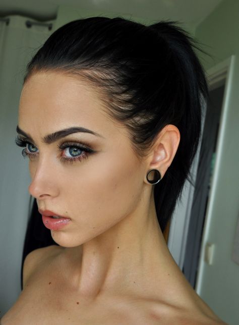 Johanna F. Herrstedt - I am a big fan of her face. Dark Hair And Blue Eyes, Johanna Herrstedt, Most Beautiful Eyes, Stretched Ears, Gorgeous Makeup, Beautiful Makeup, Beauty Inspiration, Beautiful Eyes, Dark Hair