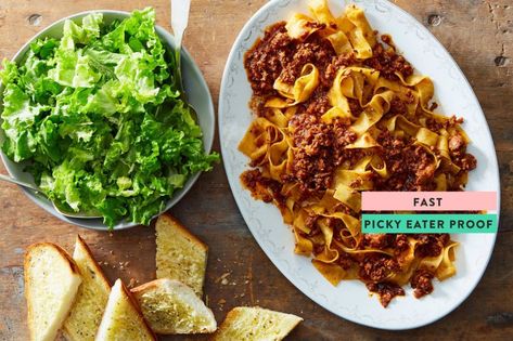 Sausage Bolognese, Pasta Garlic, Italian Sausage Lasagna, Marley Spoon Recipes, Delicious Vegetarian Recipes, Parmesan Salad, Sausage Lasagna, Meal Box, Marley Spoon