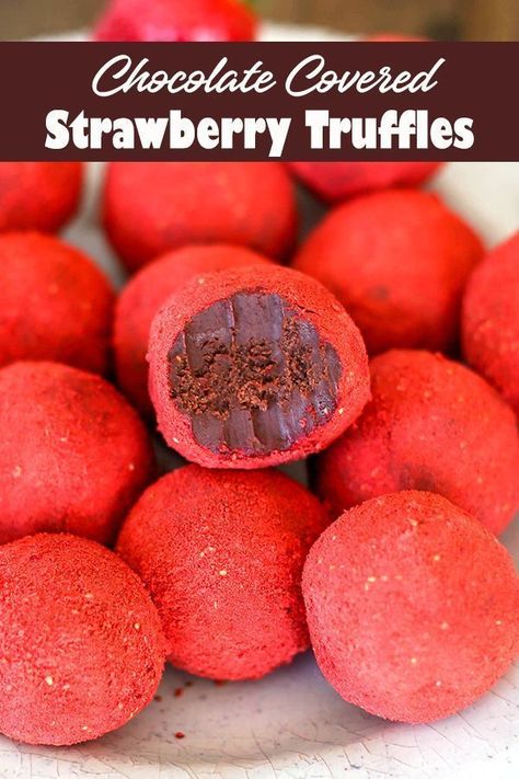 Chocolate Covered Strawberry Truffles - Skip the #candy store and make these deliciously creamy #strawberry-infused dark #chocolate #truffles at home. This sweet treat #recipe gets its bright red color from freeze-dried strawberries. A perfect #Christmas or #Valentine's Day #holiday #dessert or #gift for someone you love. For more candy recipes, visit www.imperialsugar.com. #imperialsugar Strawberry Truffles, Strawberry Truffle, Chocolate Covered Strawberry Recipe, Dessert Oreo, Strawberry Powder, Dark Chocolate Truffles, Chocolate Covered Strawberry, Desserts Vegan, Freeze Dried Strawberries