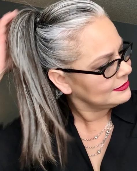 7 Easy Everyday Hairstyles that Will Help you Cut Down on Washing Grey Hair Ponytail, Grey Hair Over 50, Triangle Hair, High Ponytail Hairstyles, Easy Everyday Hairstyles, Banana Hair Clips, Banana For Hair, Hairstyles With Glasses, Grey Hair Styles For Women