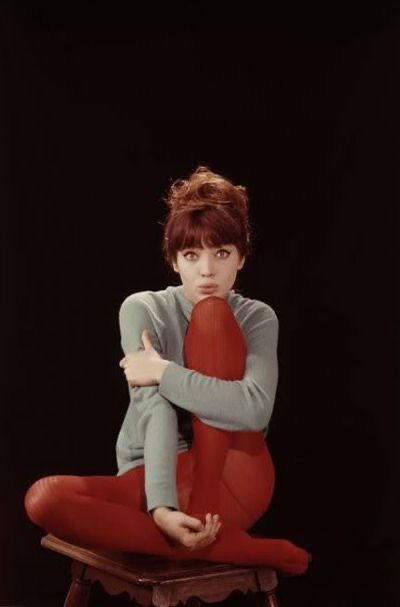 Beatnik Style 1960s, Beatnik Style, French New Wave, Red Tights, Anna Karina, Jean Luc Godard, Roller Girl, Morning Inspiration, Action Poses