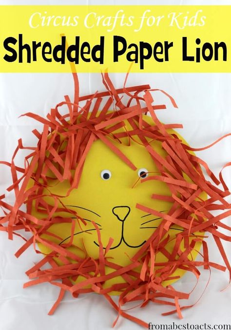 The circus is in town and we've got the most adorable lion you'll ever see! This shredded paper circus lion craft is super simple to make and takes no time at all but is absolutely perfect for a circus preschool theme! Halloween Games For Toddlers, Preschool Circus, Preschool Jungle, Safari Crafts, Circus Activities, Jungle Crafts, Zoo Crafts, Circus Crafts, Lion Craft