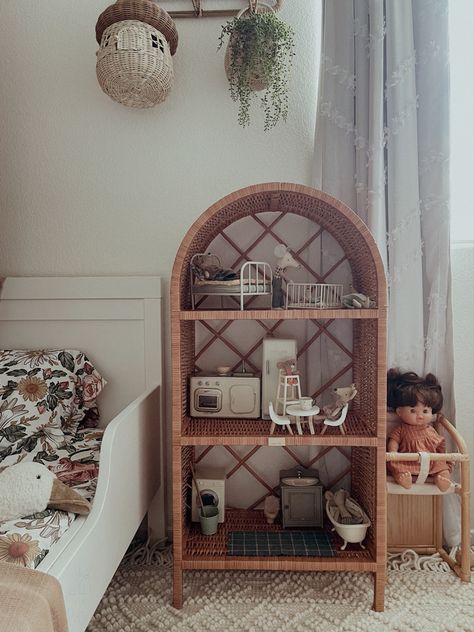 Maileg Dollhouse Furniture, Maileg Inspired Bedroom, Boho Toddler Room, Maileg Dollhouse Wallpaper, Maileg Mouse Ikea Dollhouse, Garage Playroom, Maileg Suitcase House, Boho Toddler, Kids Bedroom Designs